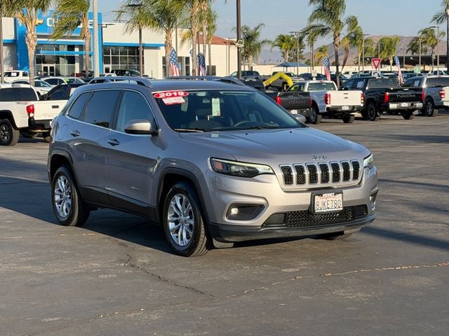 2019 Jeep Cherokee — rear three-quarter view