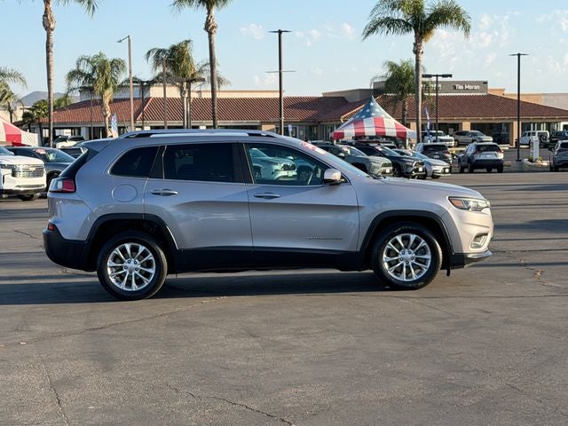 2019 Jeep Cherokee — interior view