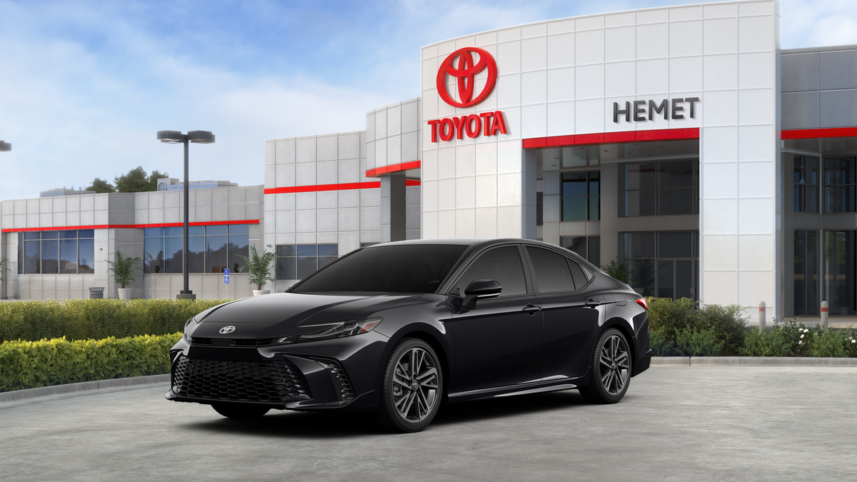 2026 Toyota Camry XSE in Midnight Black Metallic — front three-quarter view