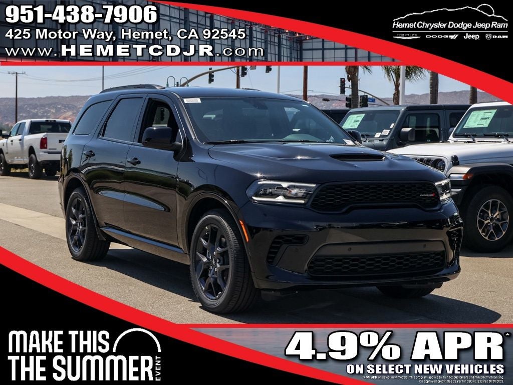 2026 Dodge Durango GT Blacktop AWD Hemi in Db Black Crystal Clearcoat — front three-quarter view