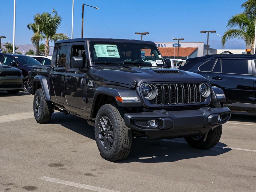 2026 Jeep Gladiator — side profile view
