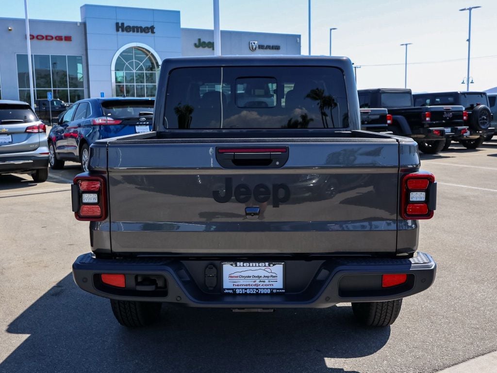 2026 Jeep Gladiator — detail view