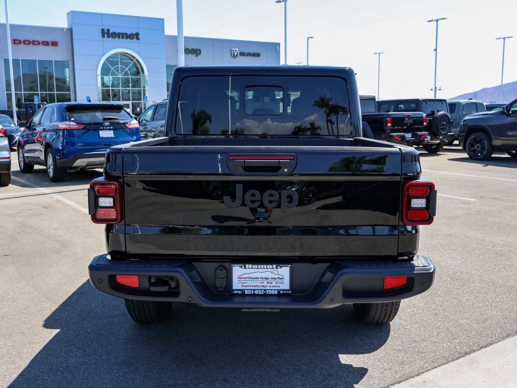 2026 Jeep Gladiator — detail view
